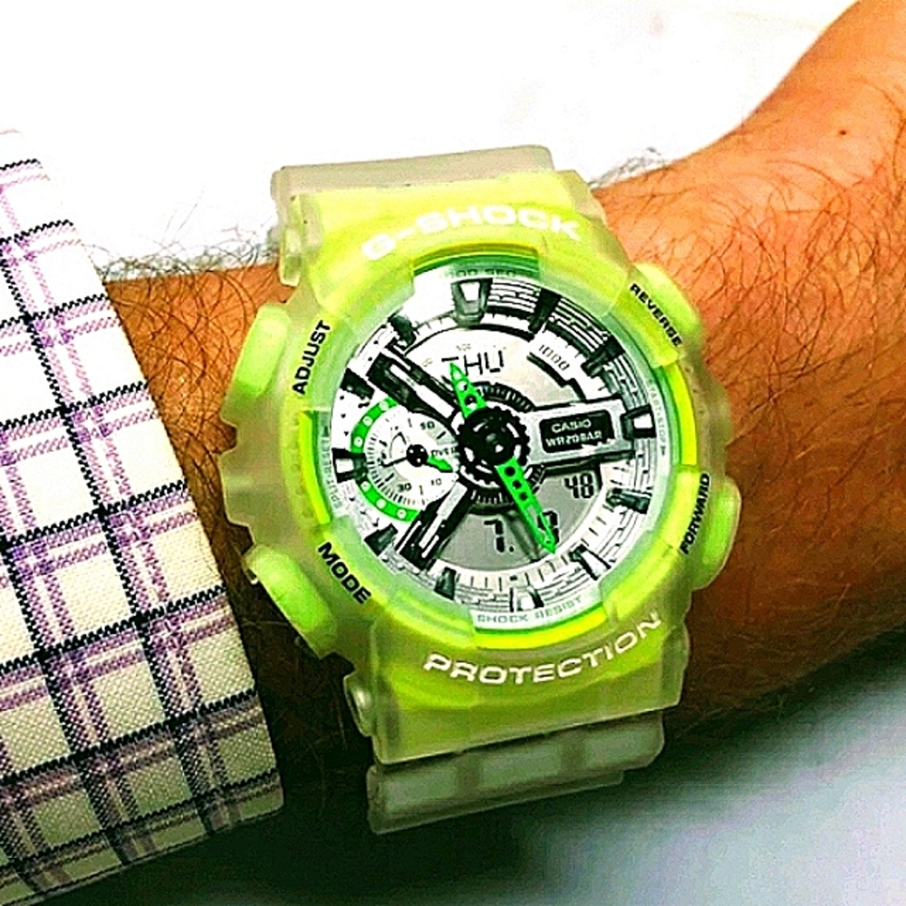 Casio Neon Green Glow & Transparent G-Shock ⌚ - Picture 7 of 9